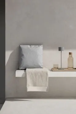 Blomus Mobile Farol LED 33 Cm -Lampes boutique 502677 01 4 EnvironmentImage ff485ff7fc