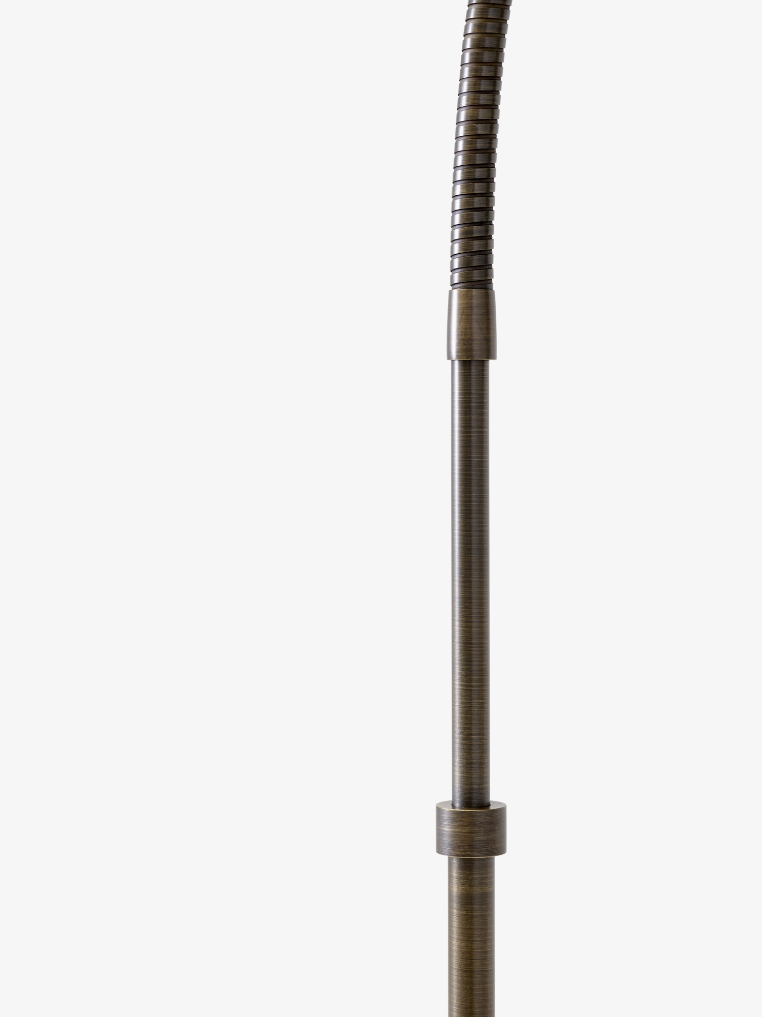 &Tradition Lampadaire Bellevue AJ7 Anniversary Edition 4 &Tradition Lampadaire Bellevue AJ7 Anniversary Edition – Image 2