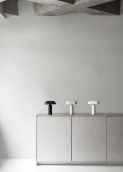 Normann Copenhagen Lampe De Table Porta -Lampes boutique 513583 01 9 EnvironmentImage 5a237e46bd