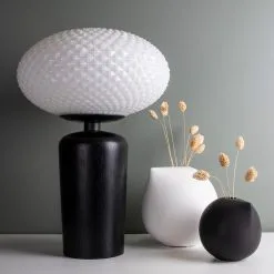 Globen Lighting Lampe De Table Jackson 7 Globen Lighting Lampe De Table Jackson -Lampes boutique Jackson bordslampa vit svart miljo 952e6a1052